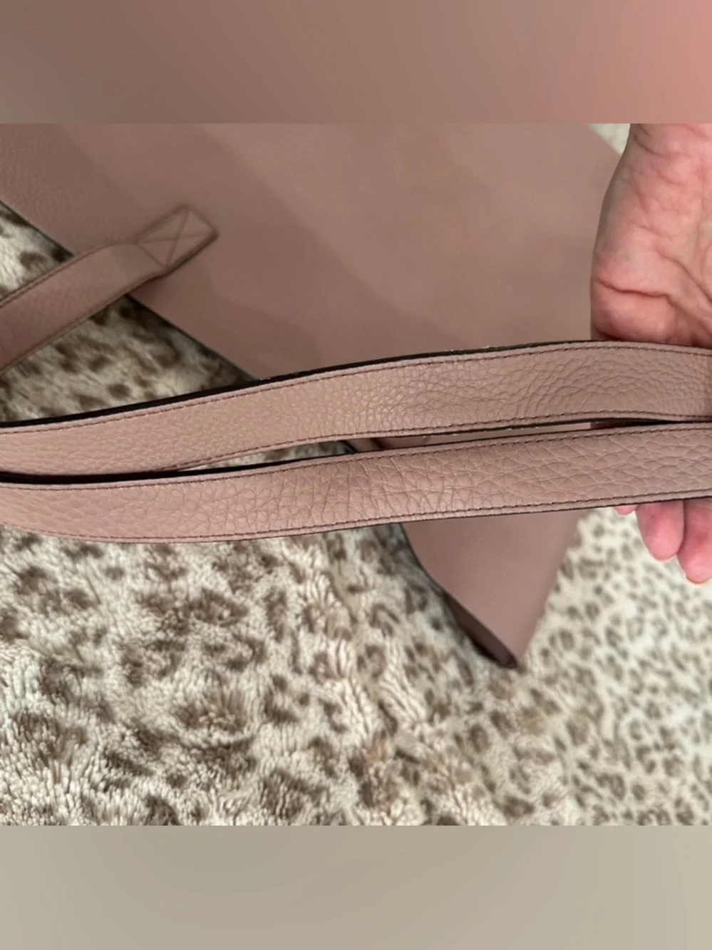 Gucci Large Nude Leather Tote - Picture 10 of 15